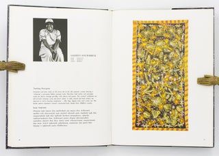 Utopia. A Picture Story. 88 Silk Batiks from the Robert Holmes à Court Collection