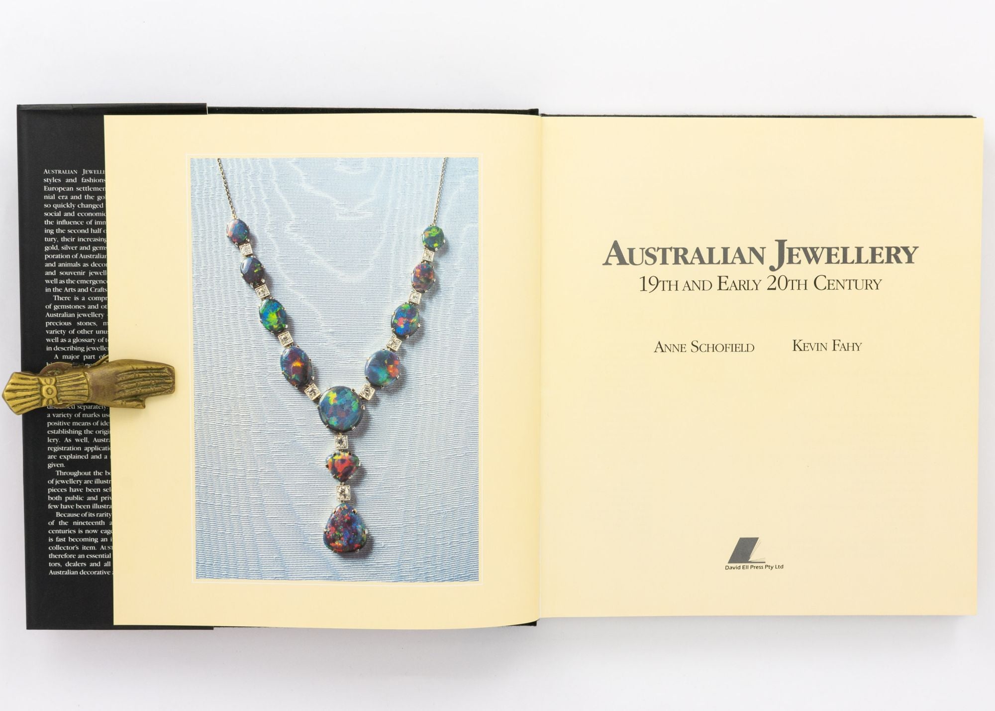 Australian Jewellery, 19th and Early 20th Century  Anne SCHOFIELD 