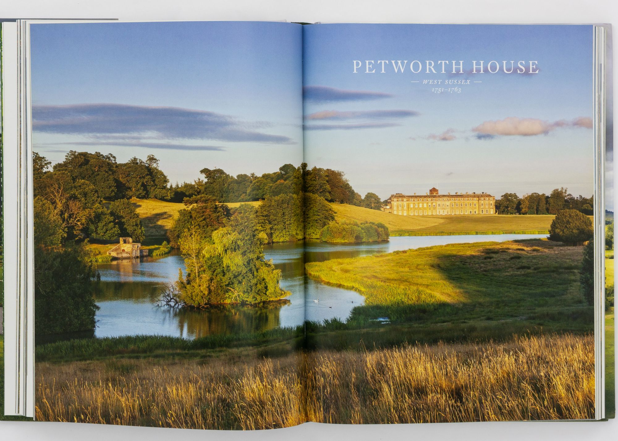 Capability Brown. Designing the English Landscape  John PHIBBS  First 