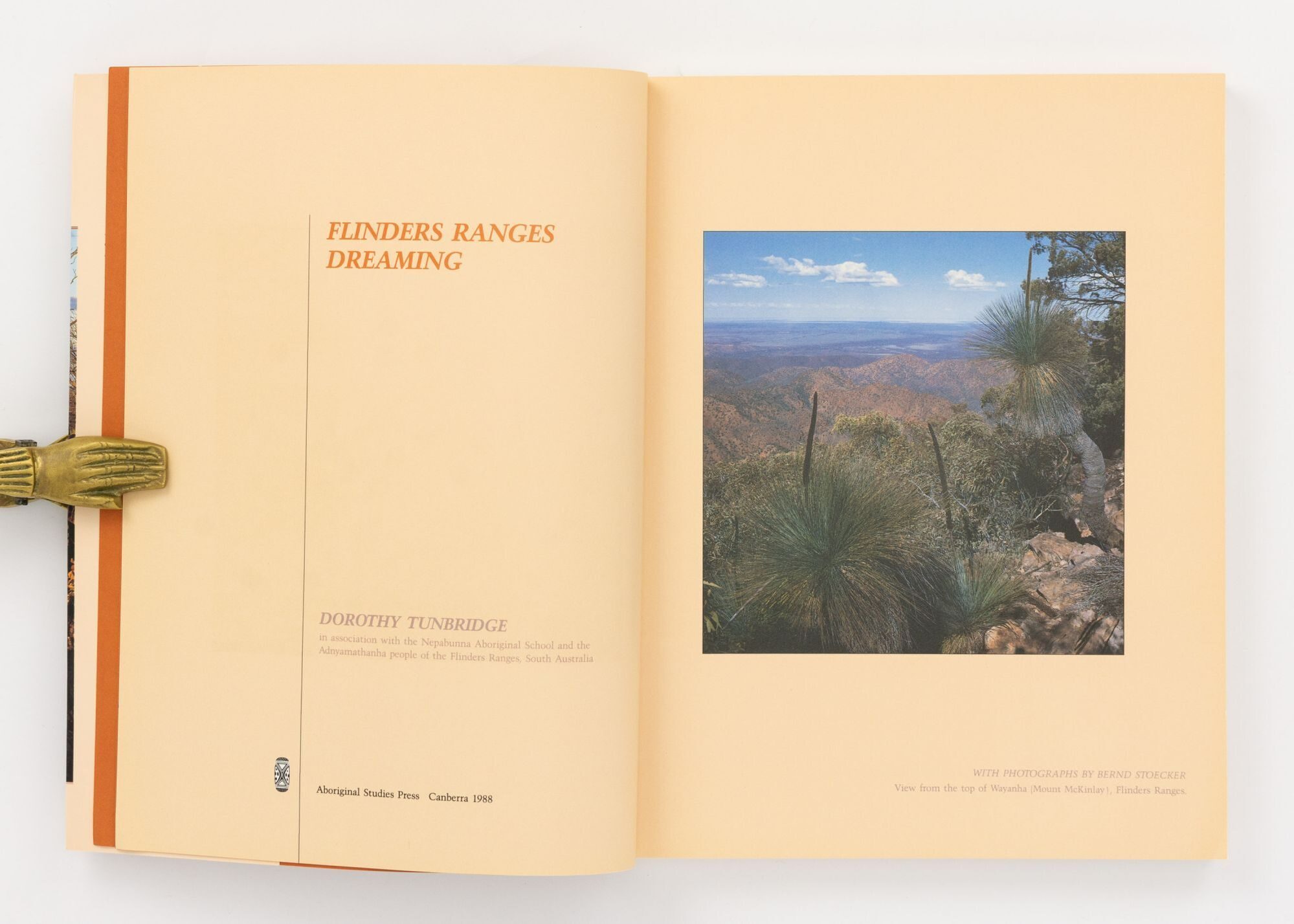 Flinders Ranges Dreaming | Dorothy TUNBRIDGE | First Edition