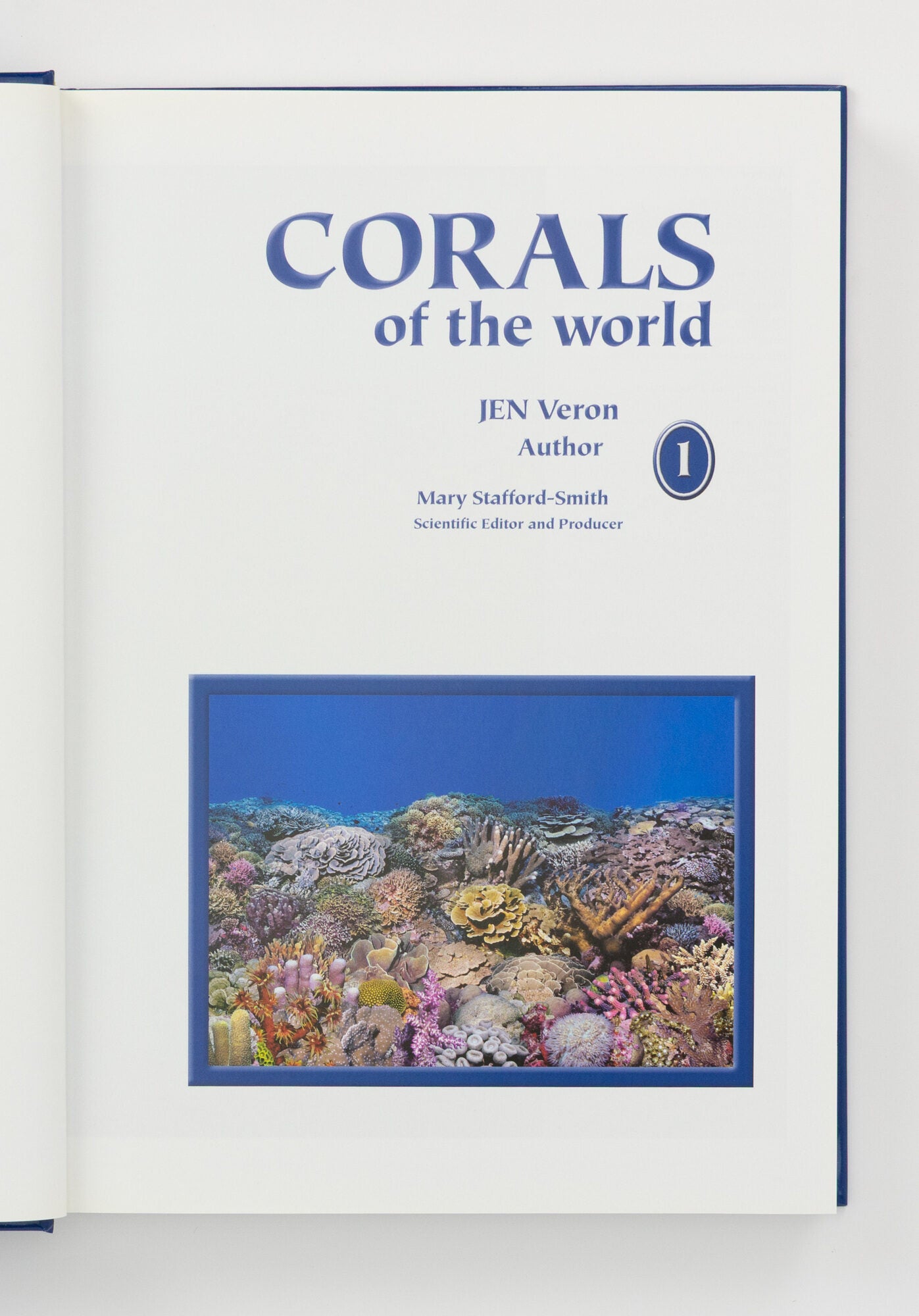 Corals of the World | J. E N. VERON, Charlie | First Edition