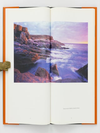 Shades of Ochre. The Colours of South Australia... Text and Photographs by Stavros Pippos