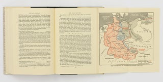 The Second World War. Volume I: The Gathering Storm. Volume II: Their Finest Hour. Volume III: The Grand Alliance. Volume IV: The Hinge of Fate. Volume V: Closing the Ring. Volume VI: Triumph and Tragedy