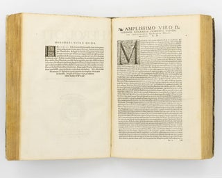Herodoti Halicarnassei Historiographi libri novem, musarum nominibus inscripti, interprete Laurentio Valla. Accesserunt huic editioni plus minus nouem folia, quae in primo libro à Laurentio exemplaris fortè vitio praetermissa, iam primum à Conrado Heresbachio è Graeco suis locis sunt adiecta ... Item. De genere vitaque Homeri libellus, iam primùm ab eodem Heresbachio è Graeco in Latinum conuersus