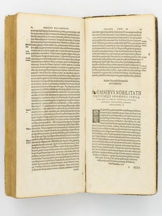 Herodoti Halicarnassei Historiographi libri novem, musarum nominibus inscripti, interprete Laurentio Valla. Accesserunt huic editioni plus minus nouem folia, quae in primo libro &agrave; Laurentio exemplaris fort&egrave; vitio praetermissa, iam primum &agrave; Conrado Heresbachio &egrave; Graeco suis locis sunt adiecta ... Item. De genere vitaque Homeri libellus, iam prim&ugrave;m ab eodem Heresbachio &egrave; Graeco in Latinum conuersus